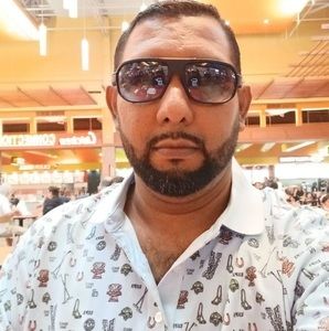 Meet your Posher, Rafael